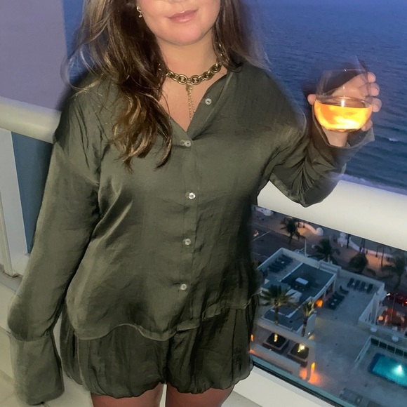 Celia Set - Picture 10 of 10